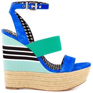 Jessica Simpson Wedges